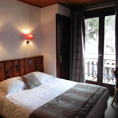 Le Dahu Hotel Chamonix Szoba fotó